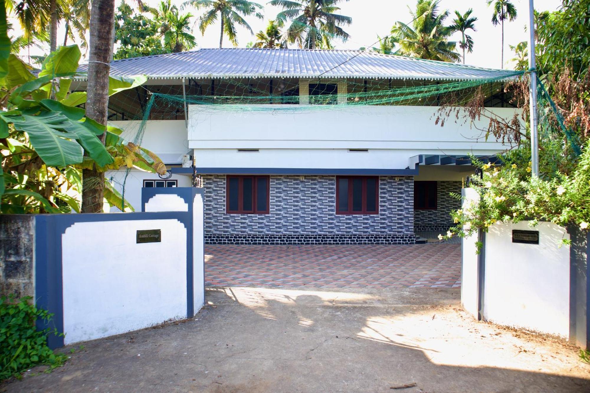 Ambili Riverfront Villa With Party Hall Irimbranallur 외부 사진